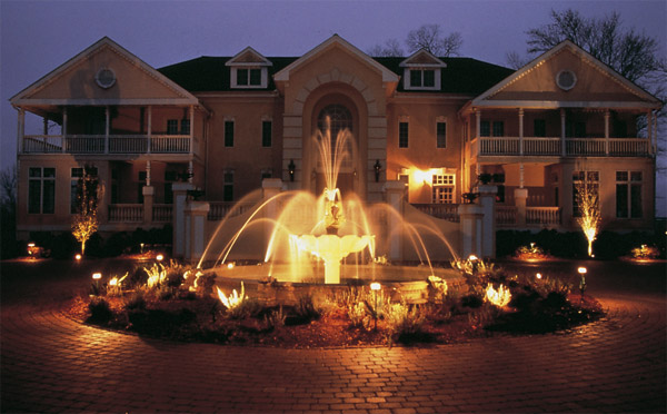 Extravagant outdoor lighting Raleigh